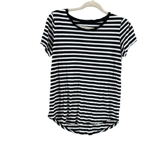 Gap Blue and White Striped Tee Size Medium - Picture 1 of 8